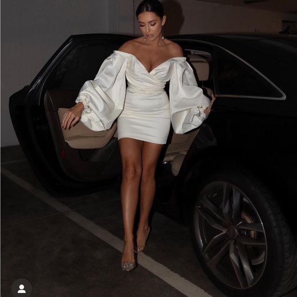 House of CB Carlyn dress - Picture 2 of 11